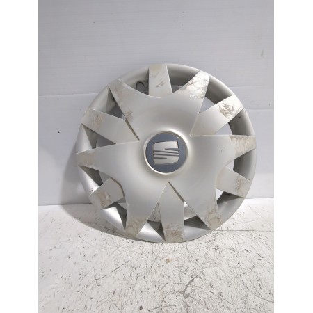 Recambio de tapacubos para seat ibiza iii (6l1) 1.4 tdi referencia OEM IAM 6L0601147F  