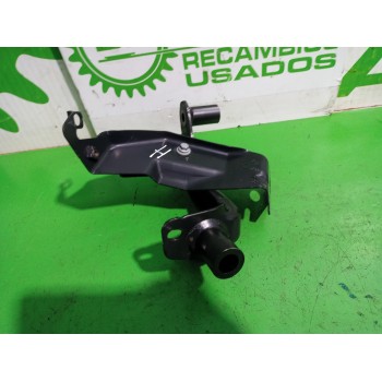 Recambio de soporte para renault kangoo profesional referencia OEM IAM 8200587025  