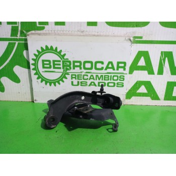 Recambio de soporte para renault kangoo profesional referencia OEM IAM 8200587029  