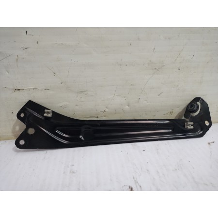 Recambio de soporte faro izquierdo para skoda yeti active referencia OEM IAM 5L0805931  