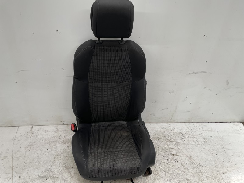 Recambio de asiento delantero derecho para peugeot 508 allure referencia OEM IAM 8925N0  