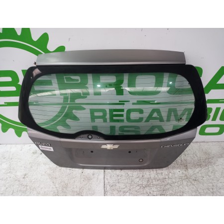 Recambio de porton trasero para chevrolet aveo ls referencia OEM IAM 96476670 (CRISTAL DE REGALO)  