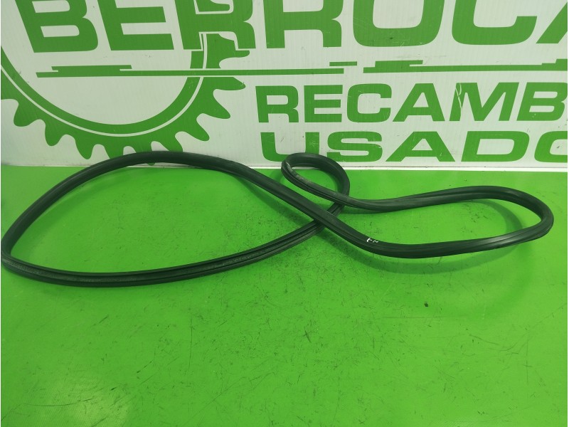 Recambio de goma contorno para bmw x3 (e83) 2.0 16v diesel cat referencia OEM IAM 51723449349  