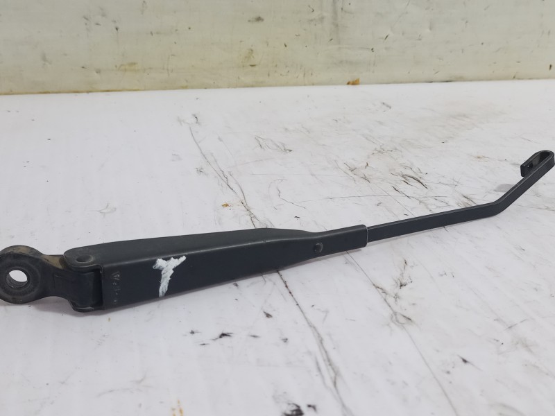 Recambio de brazo limpia trasero para renault kangoo (f/kc0) alize referencia OEM IAM 7700308804  