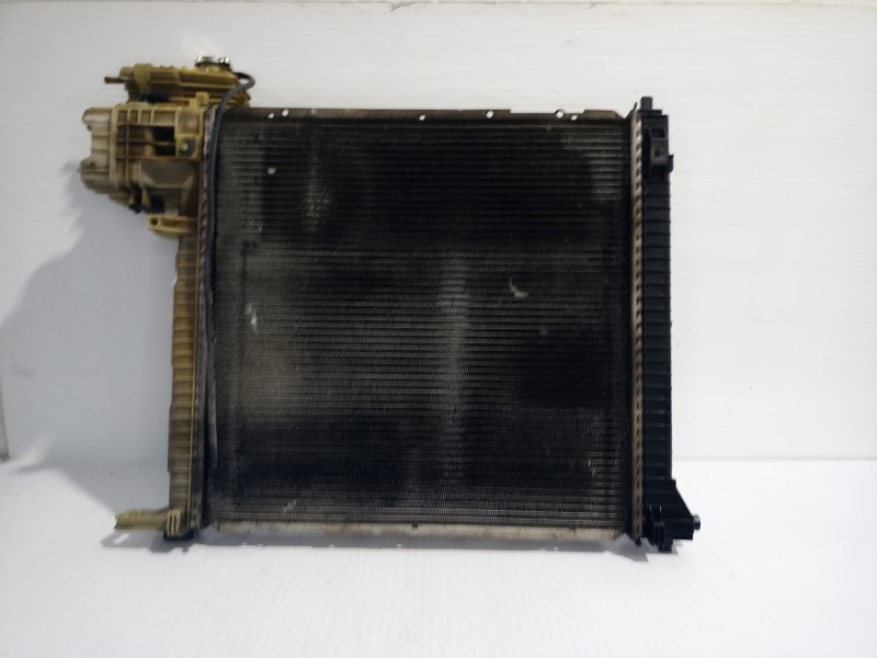 Recambio de radiador agua para mercedes-benz vito (w638) caja cerrada 112 cdi  (638.094) referencia OEM IAM 6385012701  