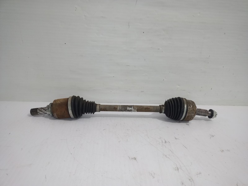 Recambio de transmision delantera izquierda para renault scenic iii bose edition referencia OEM IAM 8201353627  