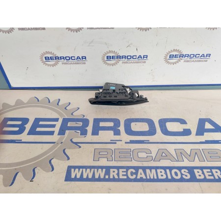 Recambio de rejilla aireadora para peugeot 208 1.6 blue-hdi fap referencia OEM IAM 9673131677  