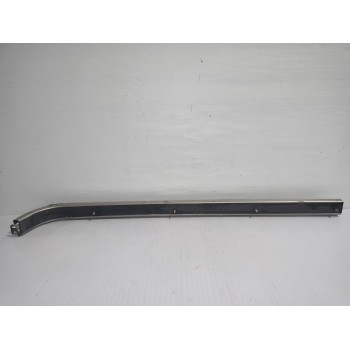 RIEL DE PUERTA CORREDERA A6387660237 