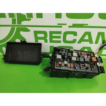 CAJA RELES / FUSIBLES 13222782 