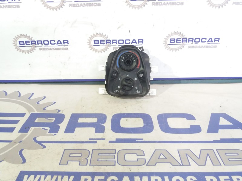 Recambio de mando calefaccion / aire acondicionado para peugeot 107 1.0 cat (384f) referencia OEM IAM 55900YV030  