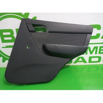 GUARNECIDO PUERTA TRASERA DERECHA 96805867 