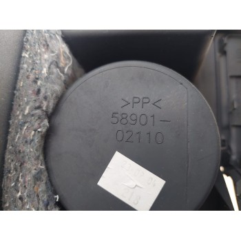 Recambio de apoyabrazos central para toyota corolla (e12) referencia OEM IAM 58901-02110  