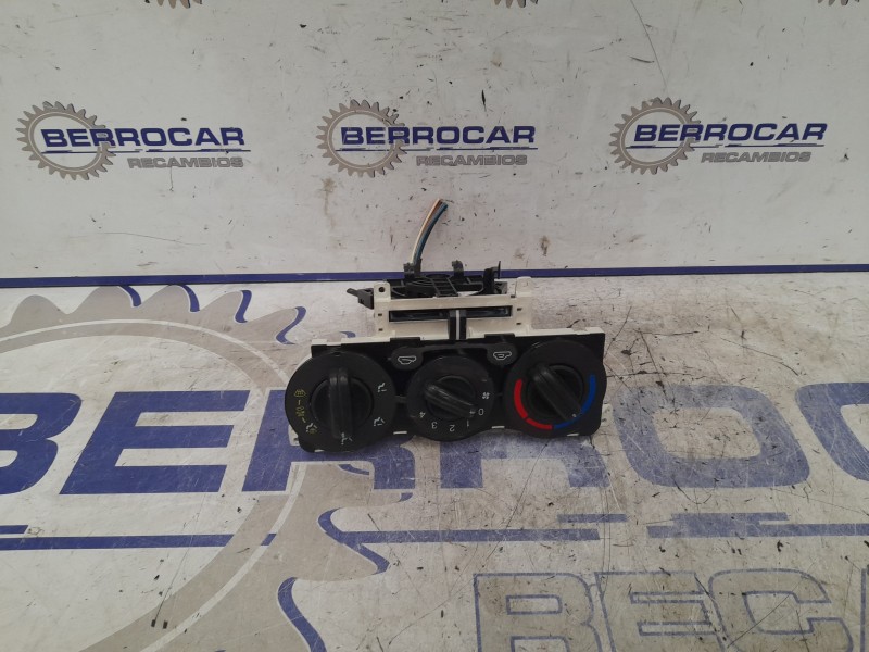 Recambio de mando calefaccion / aire acondicionado para hyundai getz (tb) 1.1 12v cat referencia OEM IAM 972501C500  