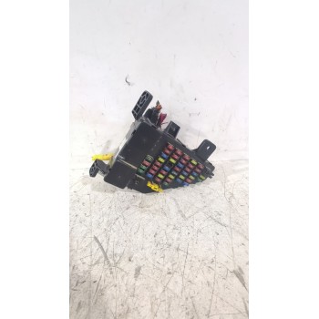 Recambio de caja reles / fusibles para hyundai tucson (jm) 2.0 crdi referencia OEM IAM 911102E000  
