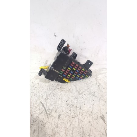 Recambio de caja reles / fusibles para hyundai tucson (jm) 2.0 crdi referencia OEM IAM 911102E000  