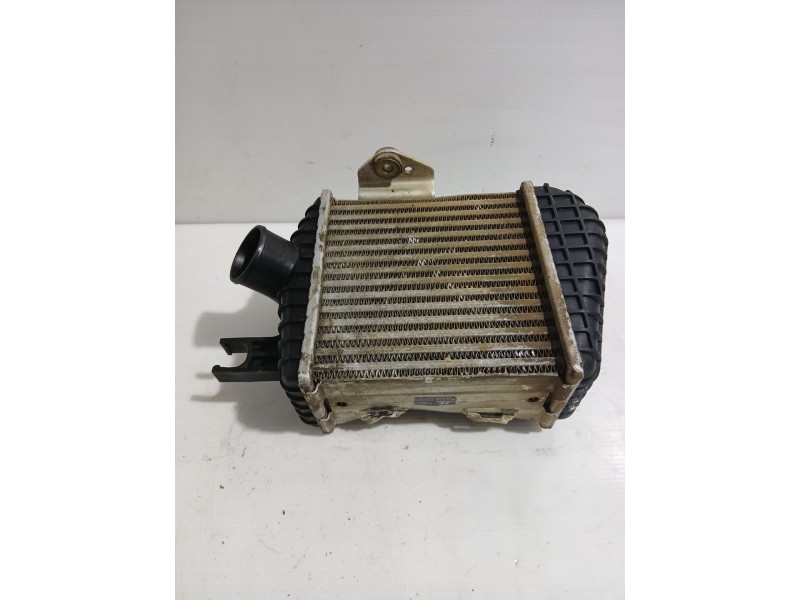 Recambio de intercooler para hyundai tucson (jm) 2.0 crdi referencia OEM IAM 2827127250  