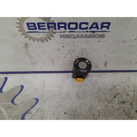 Recambio de seguro airbag para hyundai getz (tb) 1.1 12v cat referencia OEM IAM 845353K000  