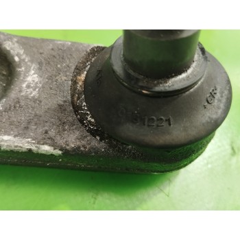 Recambio de brazo suspension inferior delantero izquierdo para opel insignia berlina 2.0 cdti cat referencia OEM IAM 0131221  