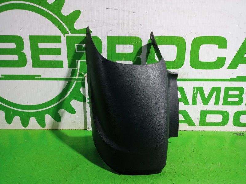 Recambio de moldura para renault kangoo profesional referencia OEM IAM 969106398  