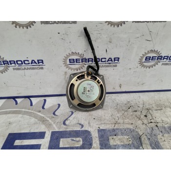 Recambio de altavoz para hyundai getz (tb) 1.1 12v cat referencia OEM IAM 963301C100  