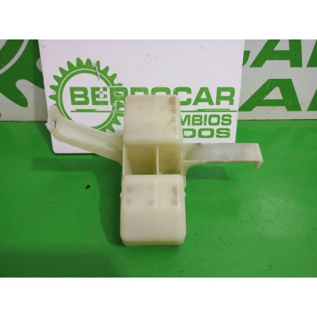 Recambio de soporte paragolpe trasero para chevrolet aveo ls referencia OEM IAM 96816935  