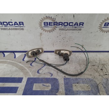 Recambio de pilotos laterales para hyundai getz (tb) 1.1 12v cat referencia OEM IAM 92303-25500  