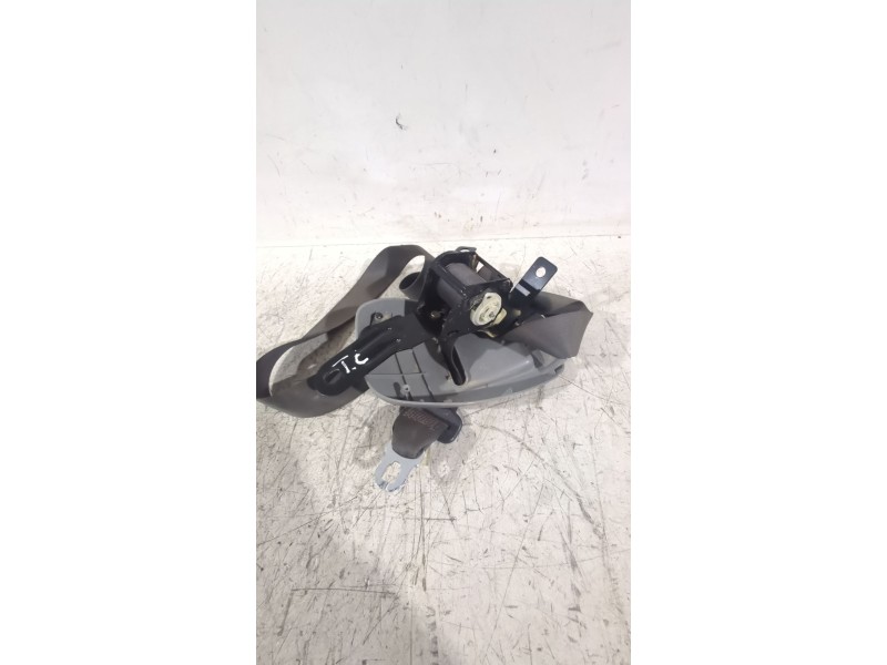 Recambio de cinturon seguridad trasero central para hyundai tucson (jm) 2.0 crdi referencia OEM IAM 898502E000LM  