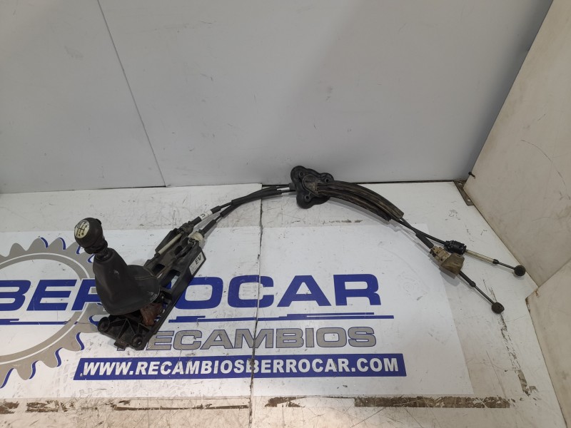 Recambio de palanca cambio para renault megane iii sport tourer 1.6 dci diesel fap referencia OEM IAM 8200778215  