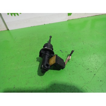 Recambio de bomba embrague para volkswagen golf vi (5k1) advance referencia OEM IAM 1K0721388AB  