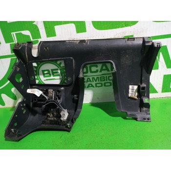 Recambio de moldura para renault kangoo profesional referencia OEM IAM 681064030R  