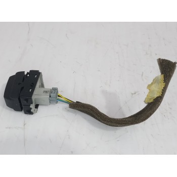 Recambio de interruptor para renault scenic iii bose edition referencia OEM IAM 255500002R  
