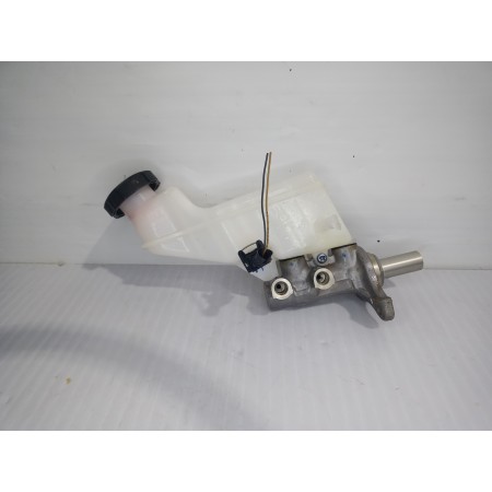 Recambio de bomba freno para hyundai i20 (bc3) essence mild-hybrid referencia OEM IAM 58510Q0200  