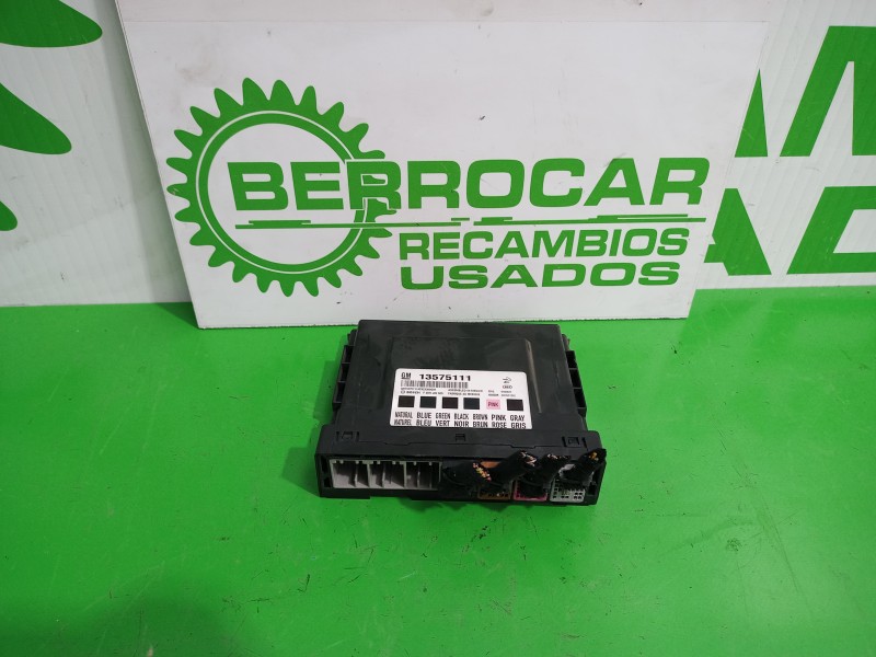 Recambio de modulo electronico para opel insignia berlina 2.0 cdti cat referencia OEM IAM 13575111  