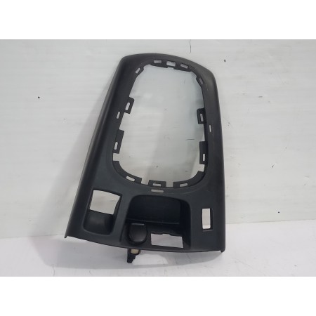 Recambio de moldura para renault scenic iii bose edition referencia OEM IAM 969330001R  