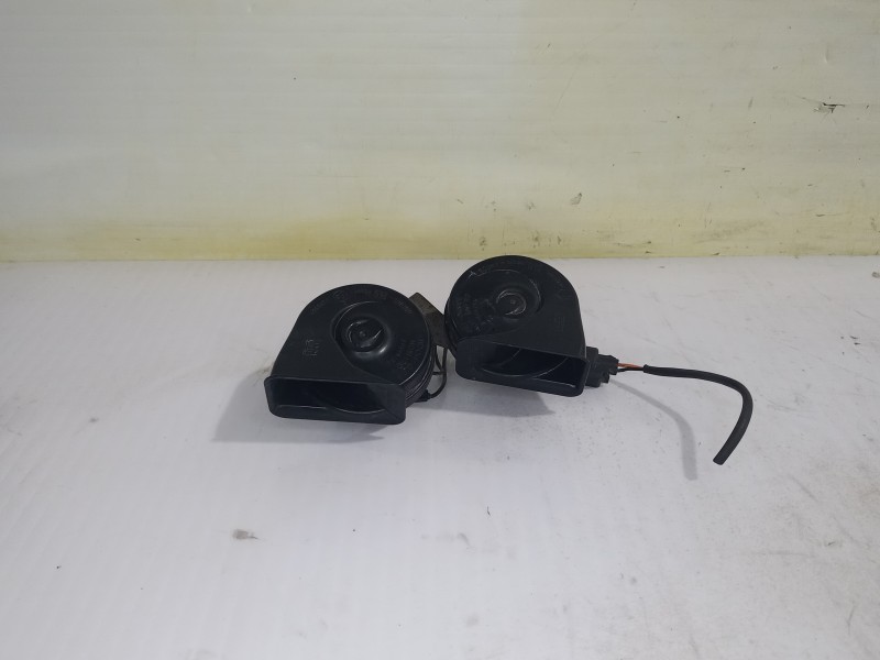 Recambio de claxon para ford mondeo berlina (ge) ghia (06.2003) (d) referencia OEM IAM E30055306  