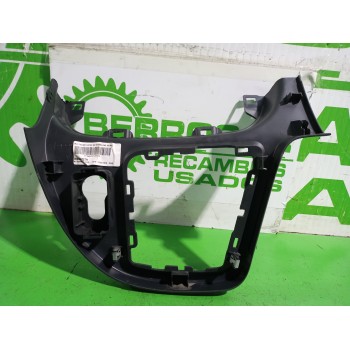 Recambio de moldura para renault kangoo profesional referencia OEM IAM 969334727R  