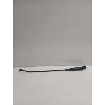 BRAZO LIMPIA DELANTERO DERECHO 7701057938 