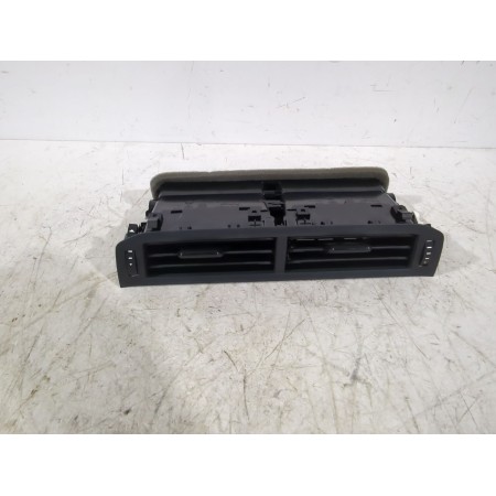 Recambio de rejilla aireadora para volkswagen t-cross (c11, d31) 1.0 tsi referencia OEM IAM 2G0819728  