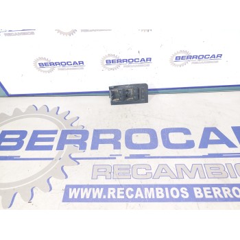 MANDO ELEVALUNAS DELANTERO IZQUIERDO 4B0959851 