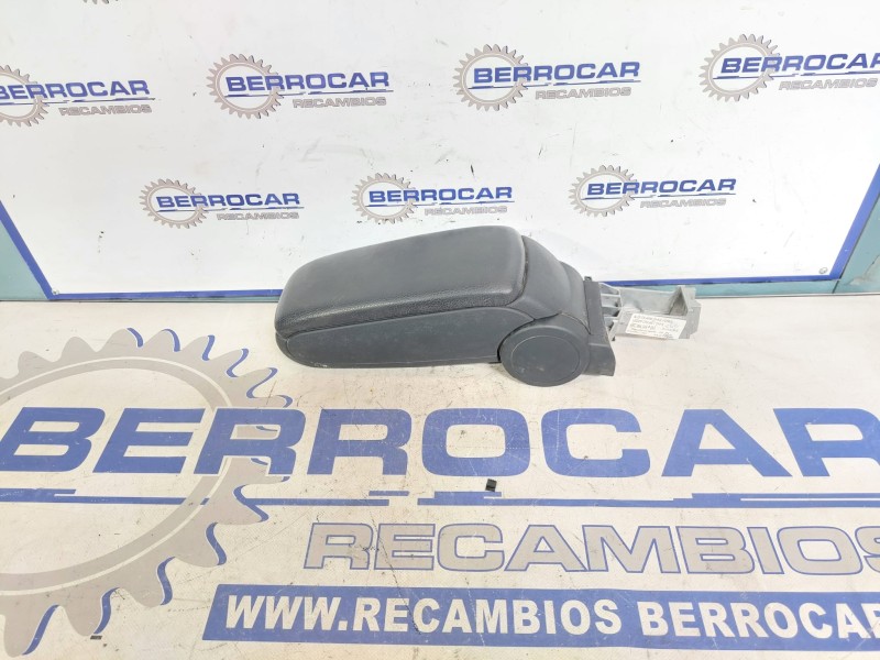 Recambio de apoyabrazos central para audi a6 berlina (4b2) 2.5 v6 24v tdi referencia OEM IAM 4B0864245  