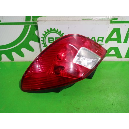 Recambio de piloto trasero derecho para opel corsa d 1.3 16v cdti referencia OEM IAM 89037887  