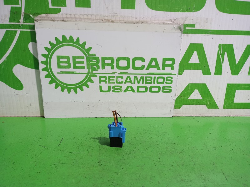 Recambio de rele para volkswagen golf vi (5k1) advance referencia OEM IAM 4H0951253A  