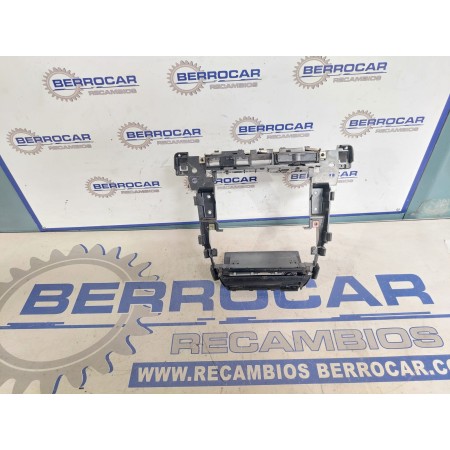 Recambio de consola central para audi a6 berlina (4b2) 2.5 v6 24v tdi referencia OEM IAM 4B0858005  