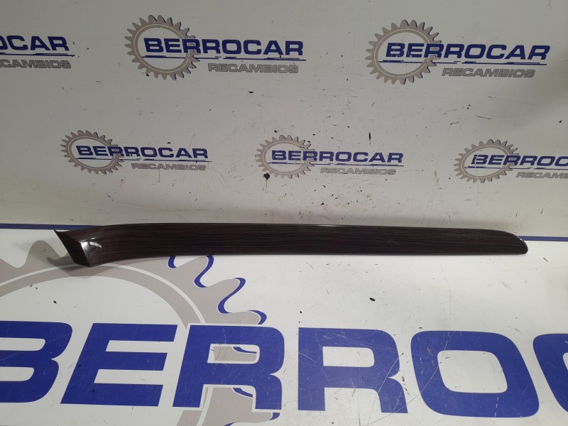 Recambio de moldura lateral para seat exeo berlina (3r2) 2.0 tdi referencia OEM IAM 3R0867410A  