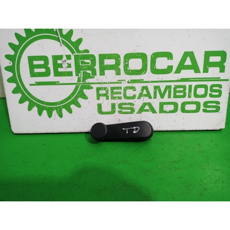 Recambio de maneta elevalunas trasera derecha para chevrolet aveo ls referencia OEM IAM 96301568  