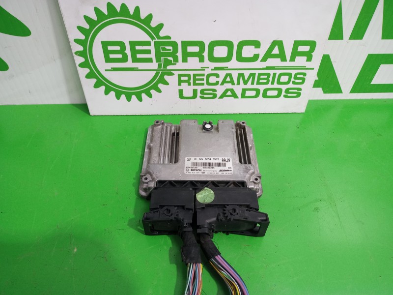 Recambio de centralita motor uce para opel insignia berlina 2.0 cdti cat referencia OEM IAM 55574903  