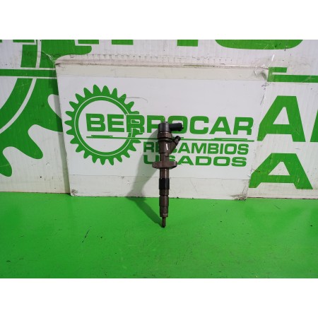 Recambio de inyector para renault espace iv (jk0) 2.2 dci turbodiesel referencia OEM IAM 8200084534  