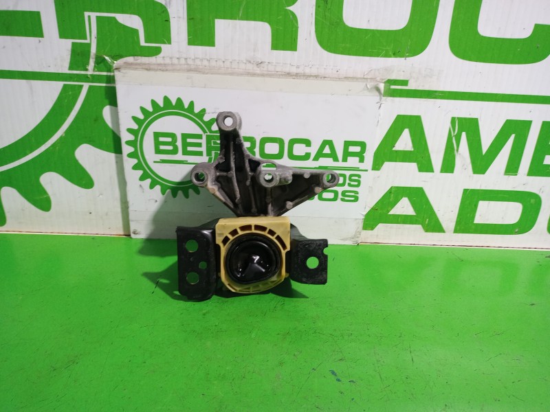 Recambio de soporte motor derecho para renault kangoo profesional referencia OEM IAM 112848753R  