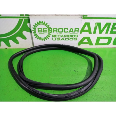 Recambio de goma contorno para volkswagen golf vi (5k1) advance referencia OEM IAM 5K6867913C9B9  