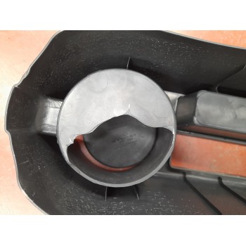 Recambio de consola central para hyundai getz (tb) 1.1 12v cat referencia OEM IAM 84611 1C500  